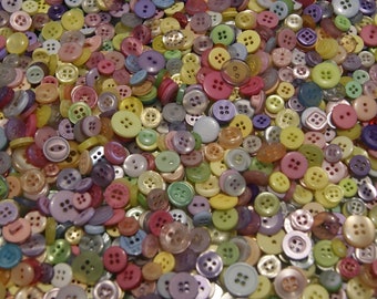 100 Buttons Bold Pastel Buttons Small Mix, Assorted sizes, Sewing, Crafting, Jewelry, Collect (192 B)