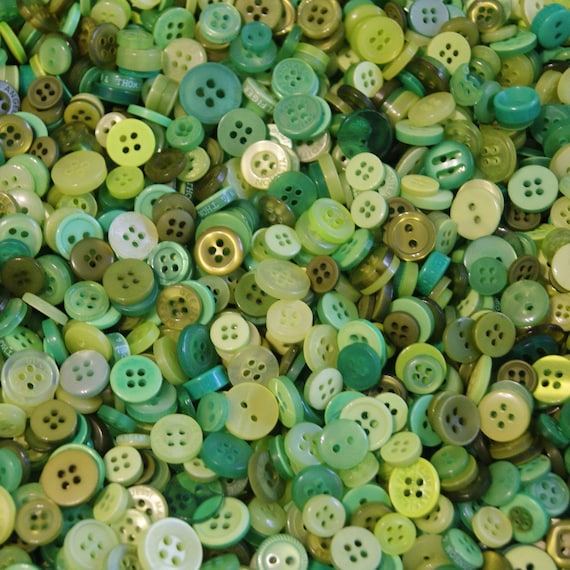 100 Small Green Buttons RAIN FOREST Green Button Mix, Green Mix assorted sizes, Crafting Sewing buttons (1607)