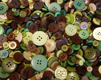 50 Button Mix, Camouflage, Green, Brown, Tan CAMO Mix, Sewing, Crafting Jewelry  (1568)