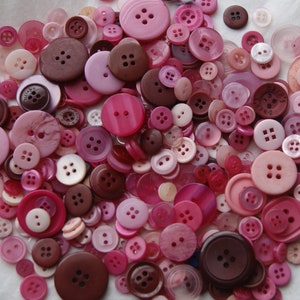100 Buttons, Shades of Pink, Berry Blend Button Mix, Assorted sizes, Sewing, Grab Bag, Crafting, Jewelry (256)