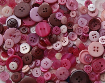 100 Buttons, Shades of Pink, Berry Blend Button Mix, Assorted sizes, Sewing, Grab Bag, Crafting, Jewelry (256)