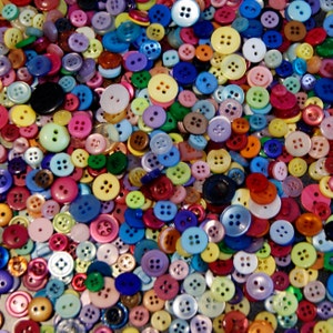 100 Small Button Mix Rainbow color mix, assorted small sizes, Art, Crafting, Jewelry, Sewing  (591a)