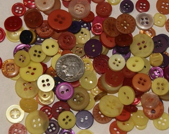 50 Fall Color Buttons Small Round Buttons, Yellows, Purple, Red, Oranges  Jewelry Collect (BB 17)