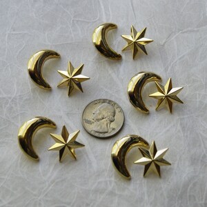 Star Embellishments, Gold Star Buttons - 2 Hole - 7/8in. - 3 Pieces/Pk —  Crafted Gift Inc.