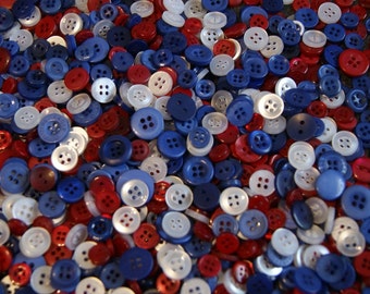 500 Small Button Mix, Red White Blue Mix assorted sizes, Sewing, Crafting, Jewelry  (847)