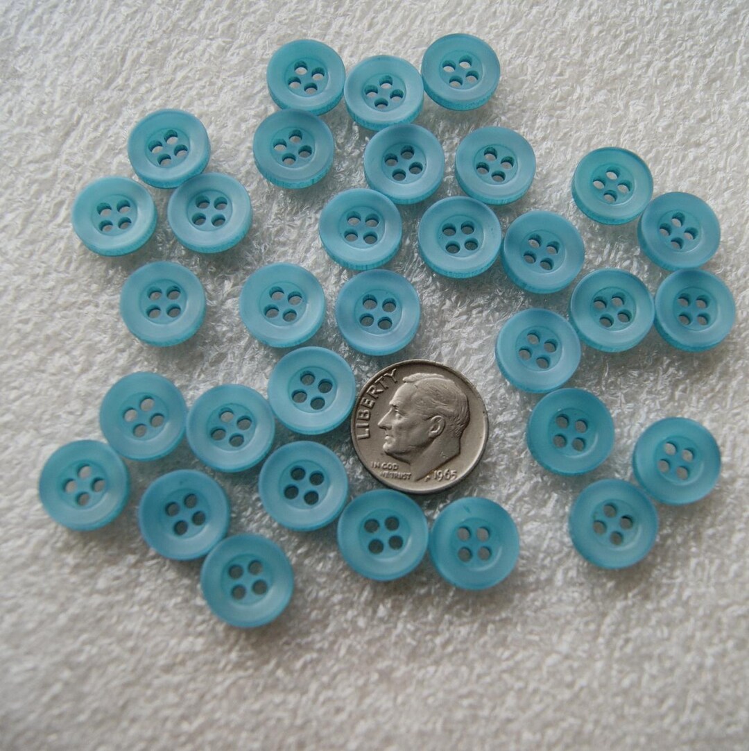 32 Blue Teal Turquoise Buttons, 7/16