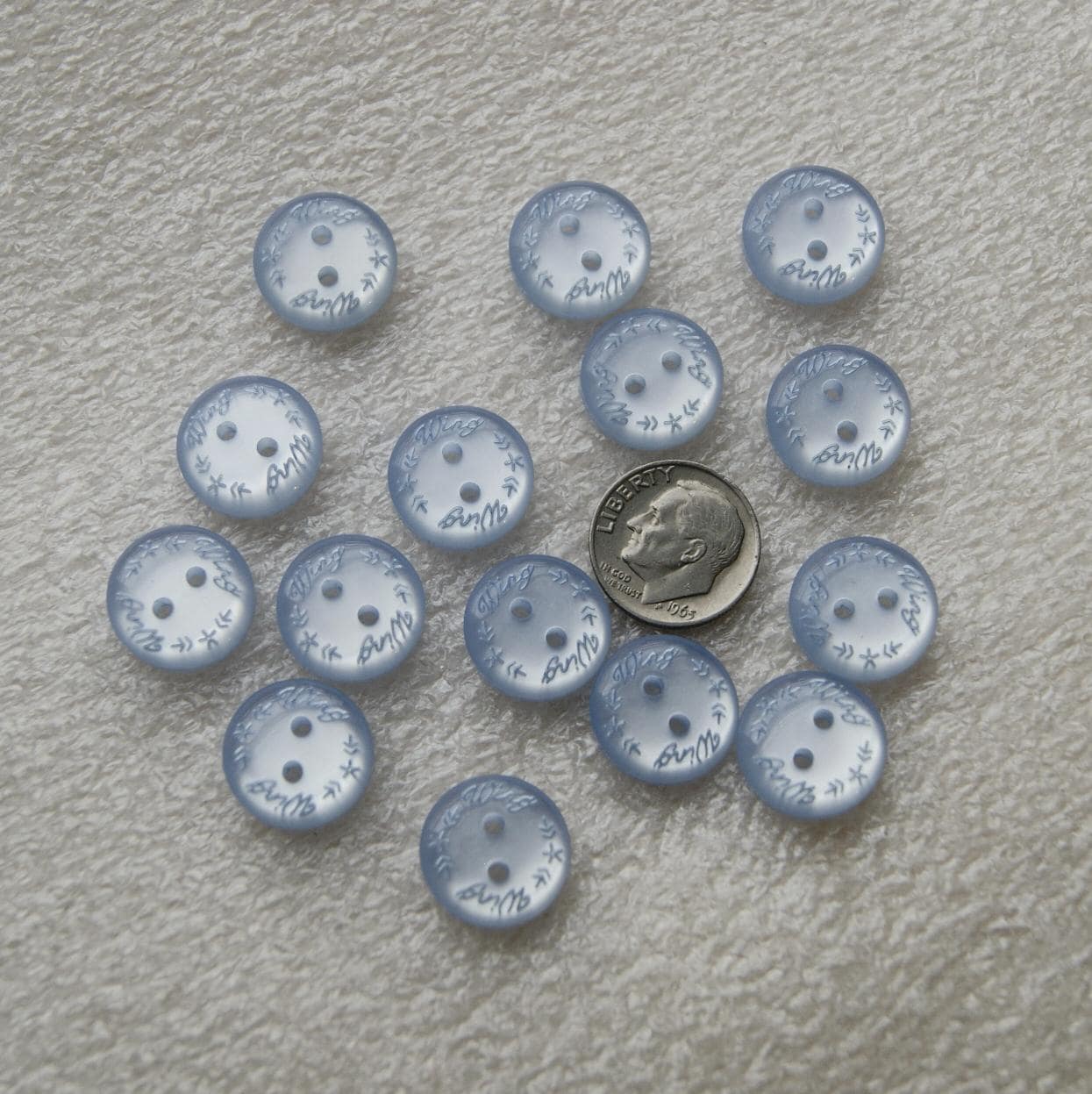 15 Buttons 5/8