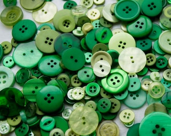 100 Green Mix Buttons, Rain Forest Mix,  Assorted Buttons, Sewing, Crafting Jewelry Collect (1611)