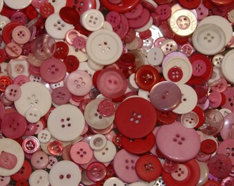 100 Pink Button Mix, Pink Red White assorted sizes, Grab Bag, Crafting,  Jewelry,  Collect (1605)