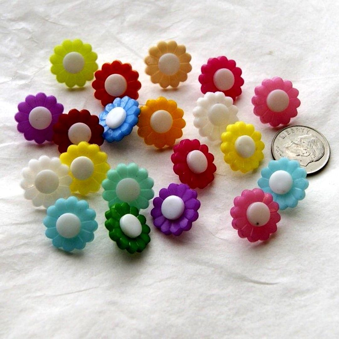 20 Flower Buttons Rainbow Garden Button Mix Shank Plastic Resin (M 13a ...