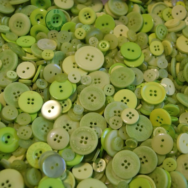 50 Lime Green Buttons, Spring Green Assorted sizes - Grab Bag  ( 1487)