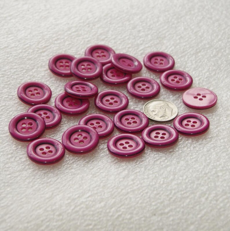 Inner Buttons 22 Pink Buttons, 11/16