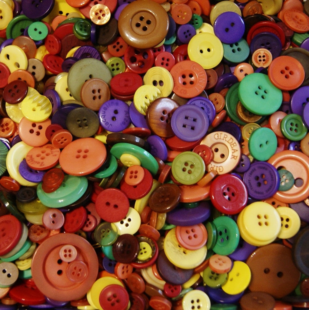 100 Buttons, Yellows, Reds, Greens, Purple, Browns Assorted Sizes ...