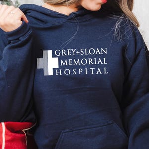 Grey Sloan Memorial Hospital T-Shirt, Grey&#39;s Anatomy T-Shirt, Meredith Grey, Derek Shepherd, Grey Anatomy Shirt