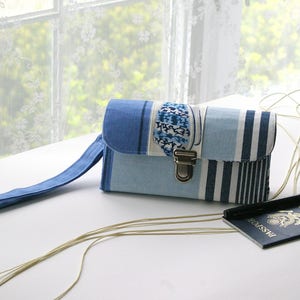 Embrague de la cartera del smartphone - medio, viaje playa resort monedero, caja acordeón pasaporte, iphone 6 7 además de embrague, azul rayas-listo para enviar
