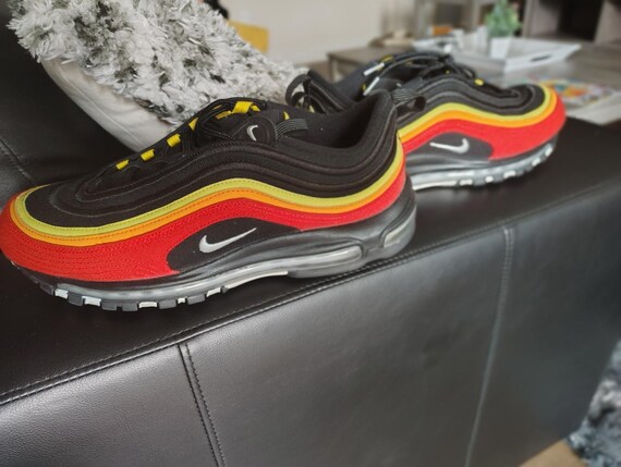 Nike air max black size 12 deals