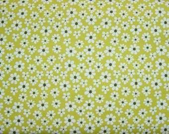 Daisy Doodle Dinky Daisy in Lime - 1 yard - Michael Miller Fabric