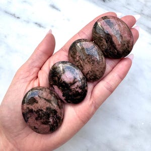 Rhodonite palm