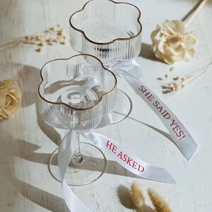 Proposition d'étiquettes pour flûte à champagne | Idées de fiançailles