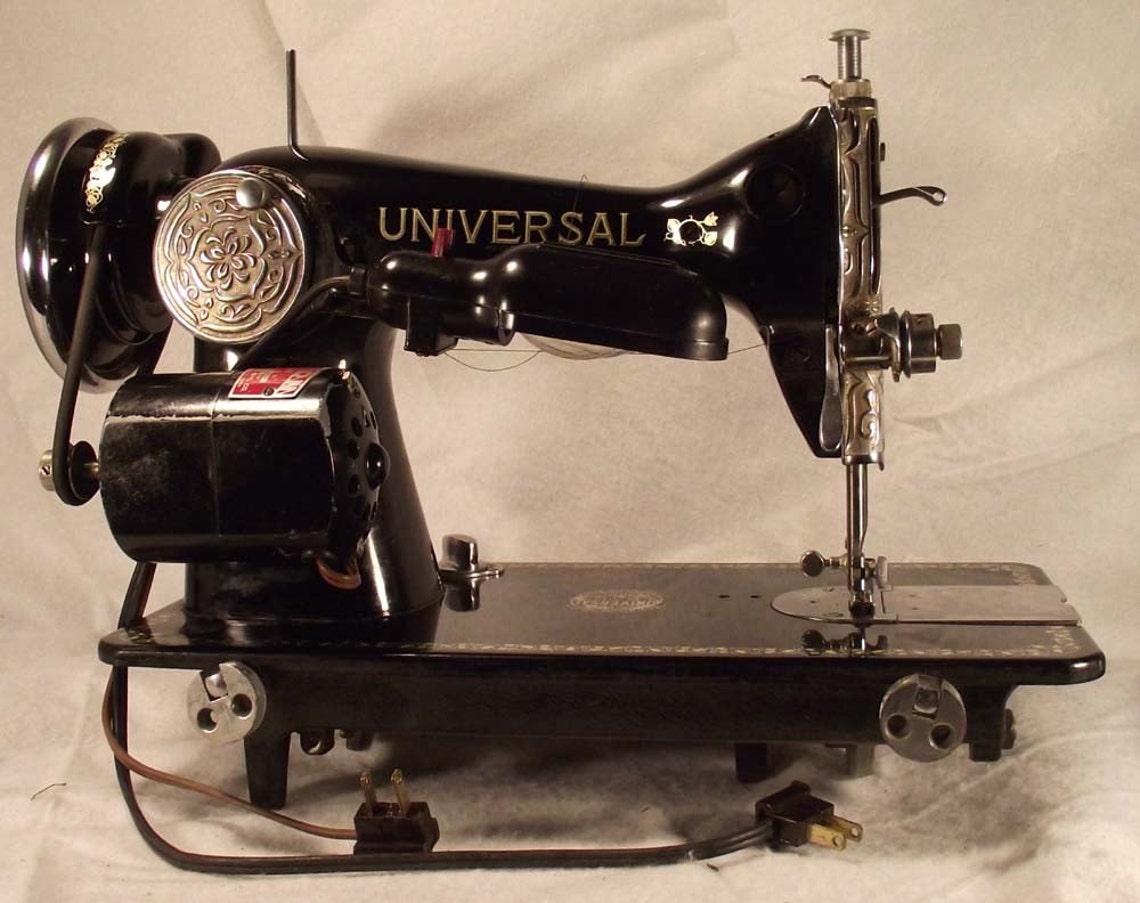 Universal Sewing Machine Antique 1930 Etsy