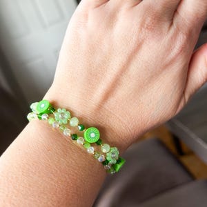 Kiwi Fruit Beaded Bracelet – Green Crystal & Polymer Clay Beads | Handmade Summer Jewelry | Fun Gift for Her