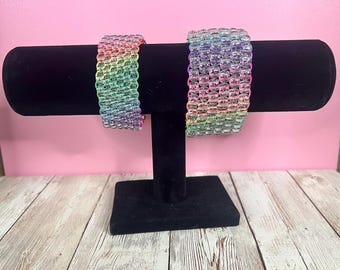 Pulsera Kandi: Pulsera de prisma arcoíris