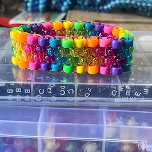 Kandi Cuff - Rainbow Glitter