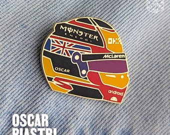 Oscar Piastri 2026 F1 Helmet Enamel Pin – McLaren Racing Fan Collectible | Motorsport Gift