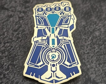 Vi Atlas Gauntlet Enamel Pin | Arcane League of Legends