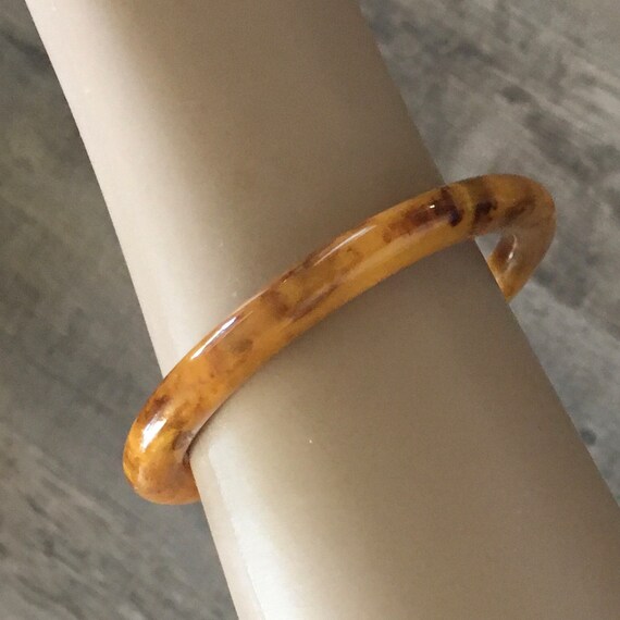 Vintage Bakelite Bangle Bracelet Butterscotch Col… - image 2