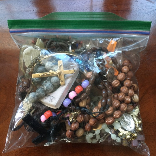 Vintage Lot of Religious Christian Jewelry Rosaries and Keepsakes, Over 40 Items - FREE SHIPPING