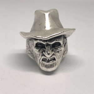 Freddy Krueger Silver Ring – Welcome to Your Worst Nightmare!