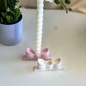 Bow Candle Holder – 7.8in Handmade Gypsum Taper Holder, Elegant Home Decor, Feminine Shelf Accent, Romantic Table Centerpiece