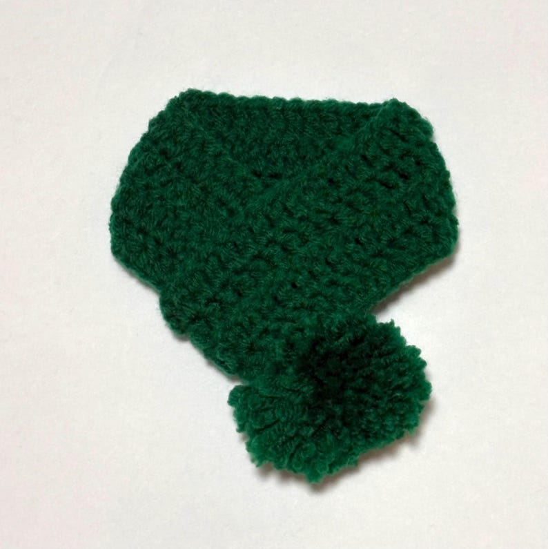 Crocheted Pet Scarf with Pom Pom, Adjustable Dog Neck Warmer Christmas Green