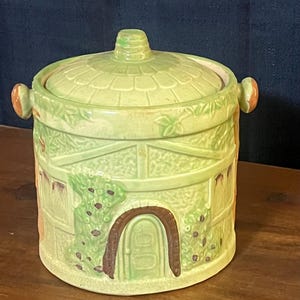 Vintage Cottage House Cookie / Biscuit Jar Made in Japan