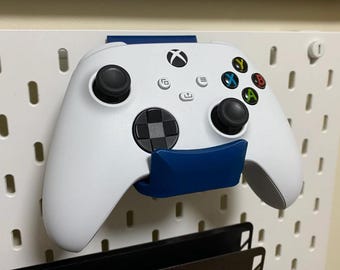 SKÅDIS Controller Holder – Universal Game Controller Mount for Pegboard