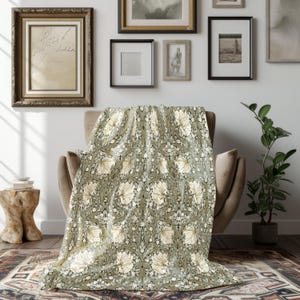 William Morris Blanket in Soft Sage and Cream, Pimpernel Throw, Plush Velveteen Blanket, Home Decor, Art Gift for Her, Cancer Support Gift