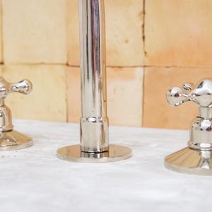 brass bathroom faucet, widespread faucet, gold vanity faucet, luxury bathroom faucet, solid brass sink faucet, modern bathroom tap, brass sink tap, 3 hole bathroom faucet