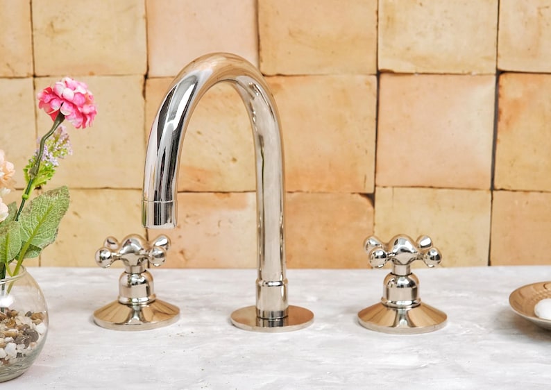 brass bathroom faucet, widespread faucet, gold vanity faucet, luxury bathroom faucet, solid brass sink faucet, modern bathroom tap, brass sink tap, 3 hole bathroom faucet