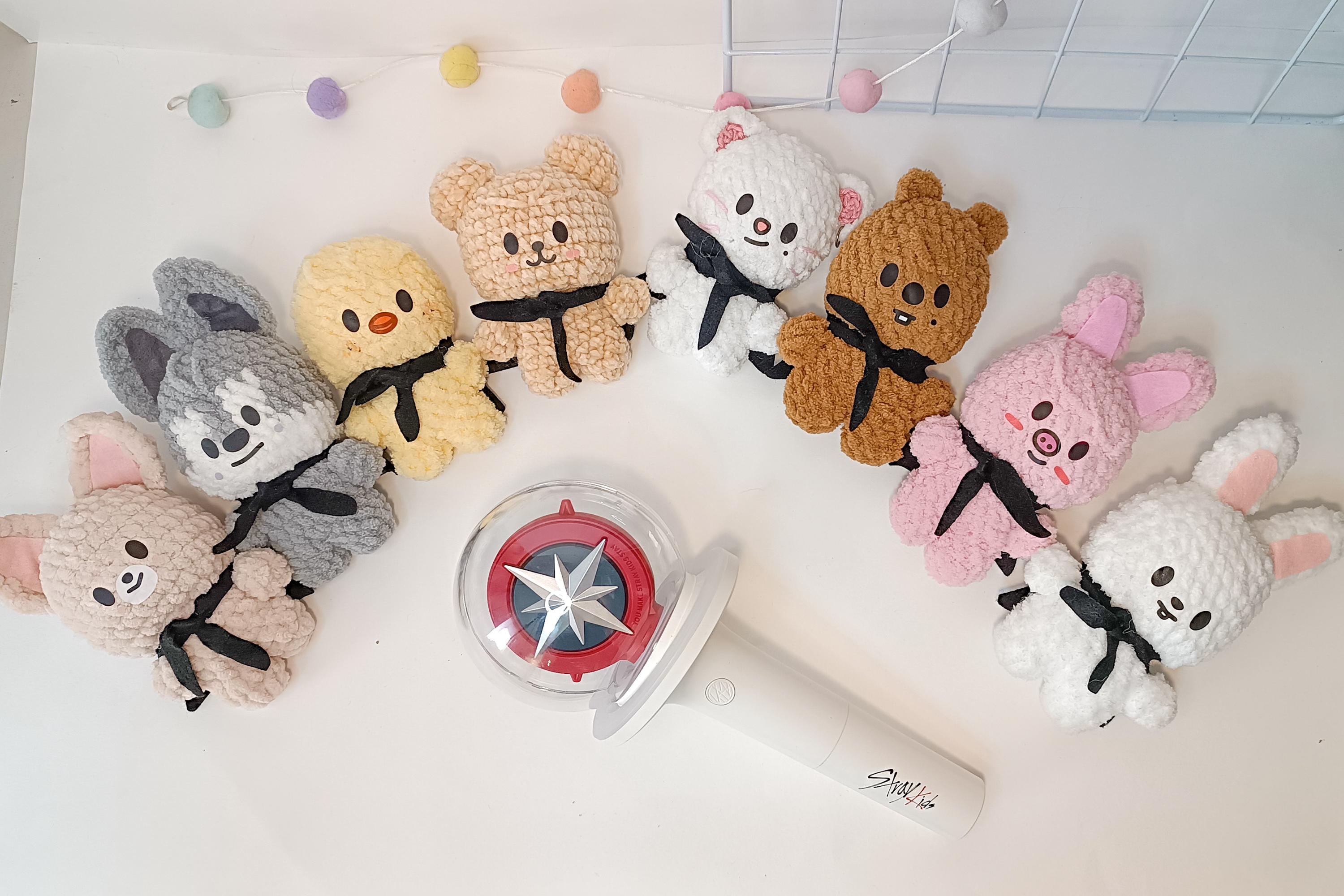 Stray Kids BABY ぬいぐるみバンドル (8 in 1) (EN) の電子書籍