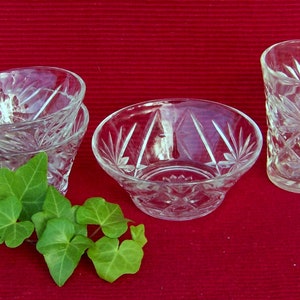 Vintage Anchor Hocking &#39;Prescut Clear&#39; Instant Collection, Four (4) Prescut Clear Oatmeal Pieces, Star and Fan Pressed Glass