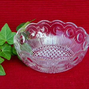 Vintage Bartlett Collins &#39;St. Genevieve Clear&#39; Nappy, Small Depression Glass Bowl, Berry Bowl, Fruit Bowl, Dessert Bowl