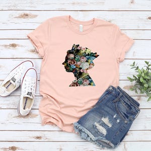 Floral Queen of England Shirt, Queen Elizabeth II Shirt, Royals Family, Platinum Jubilee Tee, Her Majesty Shirt,British Queen 70 Years Shirt
