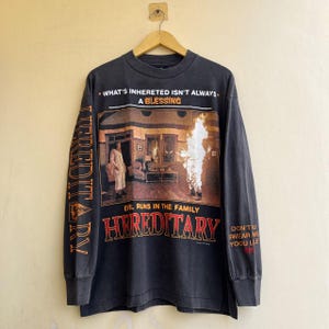 Ärftlig Ari Aster skräckfilm långärmad tröja, kultfilm grafisk t-shirt, mörk humor gåva, storlek L, filmfankläder