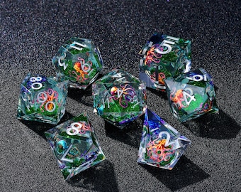 Juego de dados Green Octopus Liquid Core, dados de resina de borde afilado para D&D