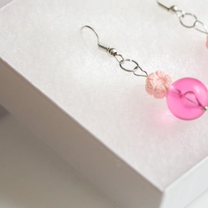 Handmade Pink Bead Dangle Earrings – Lightweight & Elegant Jewelry for Women