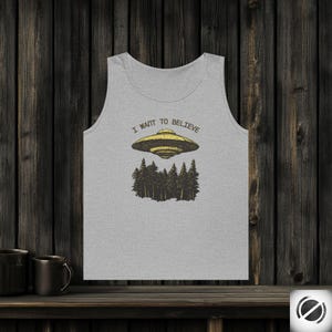 Retro UFO Tank Top: I Want to Believe, Sci-Fi Sleeveless Tee