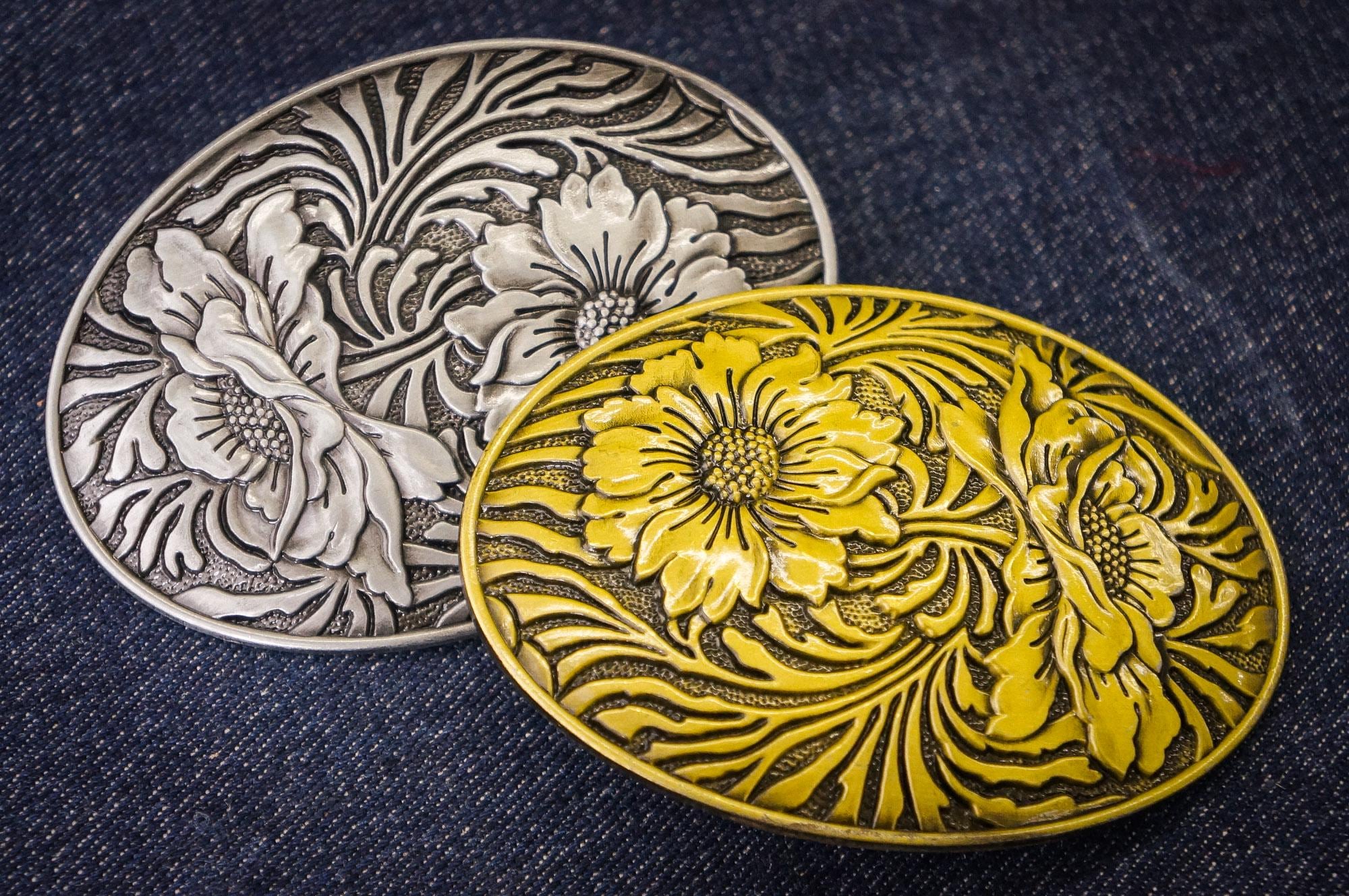 Antique Floral Engraved Brass Belt Buckle - Western Cowboy  display picture 2