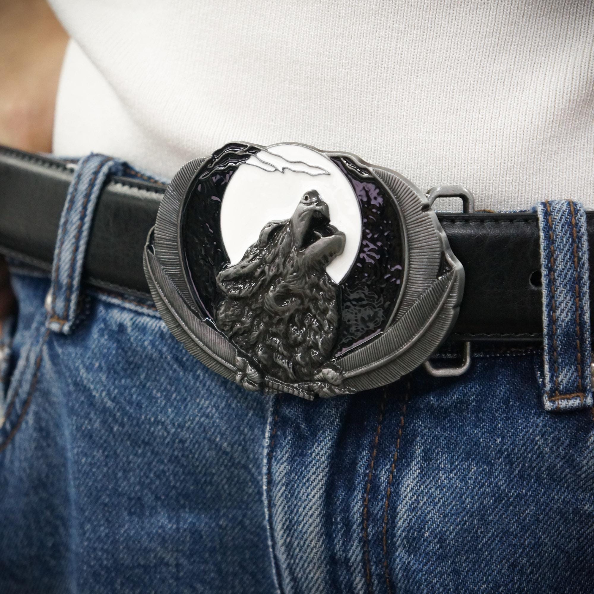 Boucle De Ceinture En étain - Motif Loup Hurlant Pleine Lune - Finition Argent Vieilli