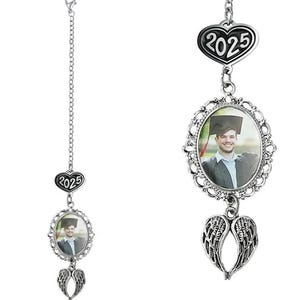Pingente de borla de formatura de asa de anjo personalizado com foto e texto gravados, presente memorial de 2025 para ela, lembrança de boné de formatura